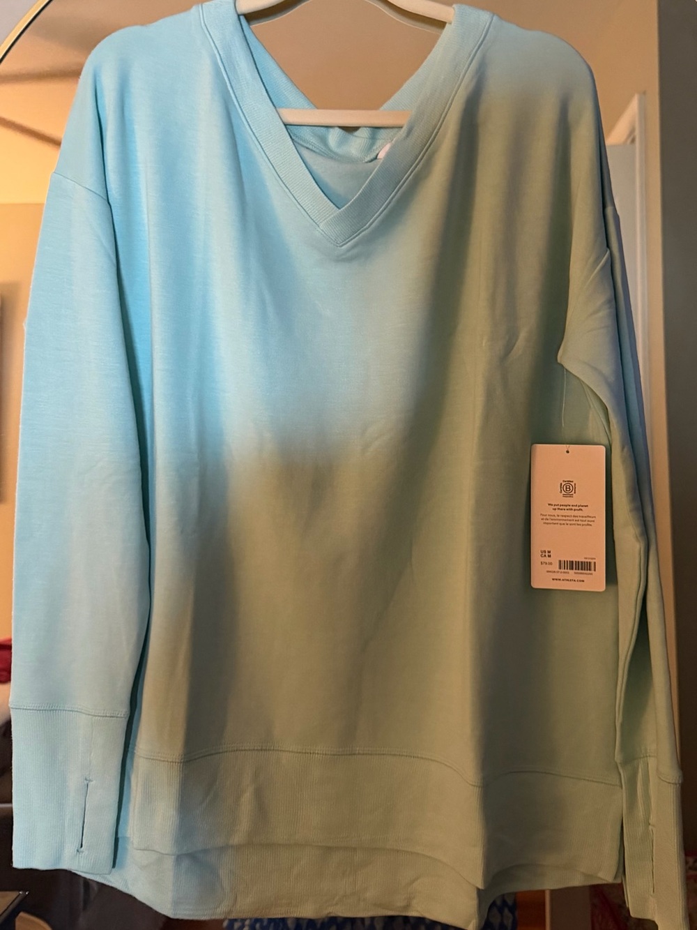 Athleta Mint V-Neck Women’s Long-Sleeve Top
